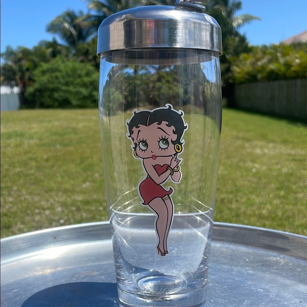 Betty Boop Glass Shaker with Silver Lid